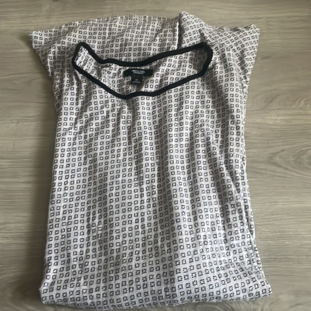 Summer dress - Picture 3 of 4